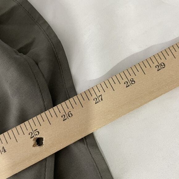 J McLaughlin Shirt Womens Large Green Silk Button Up Long Sleeve Casual Pockets - Picture 7 of 7